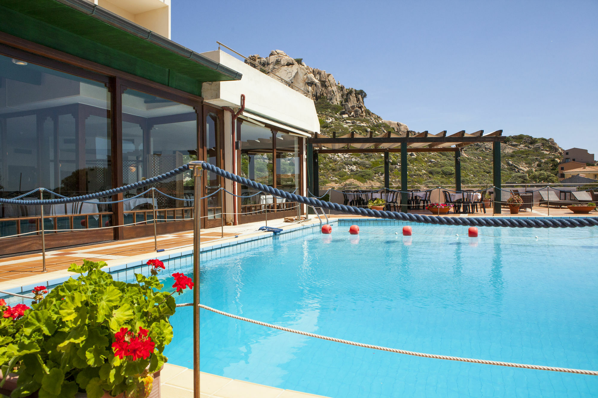 Hotel Miralonga Ла Мадалена Екстериор снимка